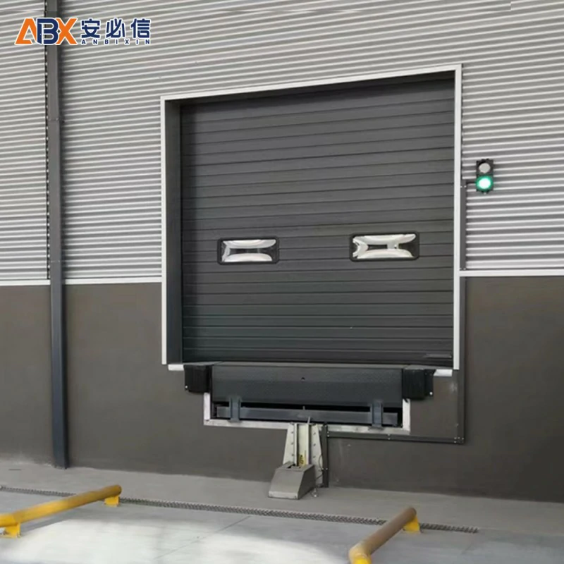深圳铝板滑升门